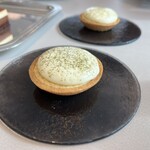 SEZANNE - さくらんぼアーモンドタルト