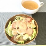レストラン プルミエ - スープ＆サラダ
