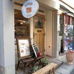 ANGIE - お店の外観