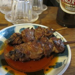 宇ち多゛ - ・カシラ素焼きお酢