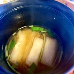 御料理 貴船 - 白芋茎のシャキッとした食感が心地良い。出汁に赤味噌がよく合います