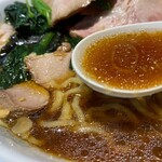 ジンジャービレッジ 村岡屋 - かなり生姜が前面に出てるスープです！