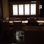 とんかつ和幸 - 内観。ひろびろー