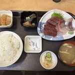 中央食堂 - 刺身定食（４点盛）　1,400円