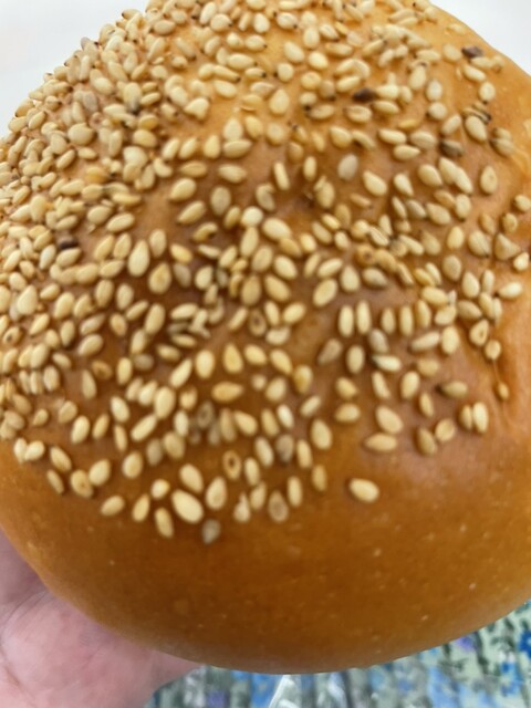 パン工房 銀の鳩（COFFEE SHOP PO-PPO） - 花巻（パン）の写真