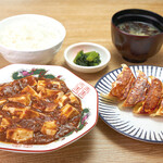 Mapo tofu and grilled Gyoza / Dumpling set meal