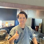 たでの葉 - ご主人の小鶴さんに、以前写真掲載許可はいただいています。
      鮎が兎に角美味しかったです♪
      それだけではなく、トータルとしてとても満足度の高い内容、食材に合わせた火入れの巧さ、さすがです！
      美味しかった♪