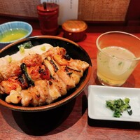 伊勢廣 京橋本店 - ４本丼