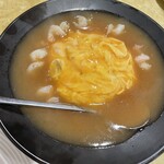中国料理 パンダ - 海老も餡もたっぷり。贅沢な魚介の出汁が味わい深い餡。
