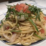 横浜スパゲティ アンド カフェ - バジル香る醤油ペペロンチーノ