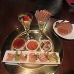 ビストロ ルボングー - ゴールドプレート前菜盛り合わせ　１～２人前　Sサイズ　６点盛り￥990