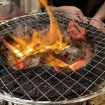 ツラとキモ 炭火焼肉 いわしげ - 