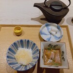 銀座うち山 - アツアツの煎茶が待っています