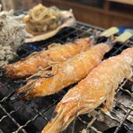 磯丸水産 - 塩つけて焼く