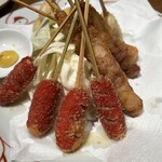 小料理バル ドメ - 串揚げ 国産豚バラ・うずら玉子・赤ウィンナー