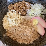 かしわや - 納豆うどん