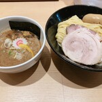 頑者 アンダーグラウンドラーメン - 