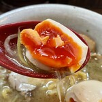 麺屋大河 - 味噌らーめん（¥980）
            　└お特盛り（味玉、めんま2倍、肉2枚）（¥380）