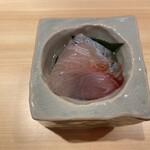 Asabu Juuban Sushi Tomo - シマアジのお造り いり酒