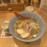 焼きあご塩らー麺たかはし - 