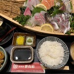 YUMEKOUSEN - 活魚刺身定食＝2068円
                        ※ランチ限定メニュー