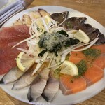 魚貝バル HAMAJIRUSHI - 魚介のカルパッチョ