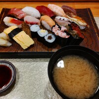 東鮨 新店 - にぎり14貫 1200円