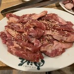 羊肉炭火焼 肉汁屋 - 生ラム