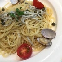 Serafina NEW YORK さいたま新都心店 - アーリオオーリオ。この語呂が良くてみんなで連呼した。味はやや塩っぱめ、ボリュームも満足。