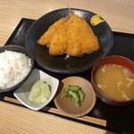 煮込み居酒屋 寅 - アジフライ定食