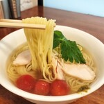 貝と地鶏だしのらぁ麺 ちょろ - 