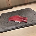 すし吉正 - マグロ漬け
