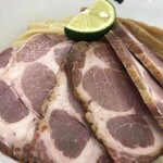 麺屋くろ松 - チャーシュー増し！絶対っ