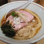 中華そば たかばん - 冷やし煮干しそば 900年 大盛 100円