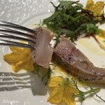 プチレストラン ブーケ・ド・フランス - 瞬間燻製をかけた平政のマリネ