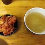 麺屋ガテン - 無料キムチ＆スープ(2023.7.14)