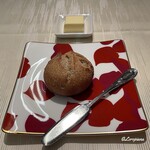 プチレストラン ブーケ・ド・フランス - バゲット･バタールとブール