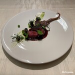 プチレストラン ブーケ・ド・フランス - フランス産のピジョンのロティと肝と心臓とレバーのコンフィ