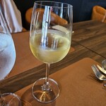 オステリア プロフーモ - グラスワイン 白 ピエロパン ソアーヴェ クラシッコ