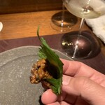 アカ - 大葉にも巻いてみた