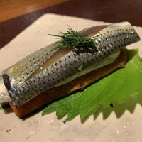 アカ - コハダのボカディージョ