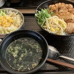 カルビ丼とスン豆腐専門店 韓丼 - 