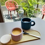 カフェ シー - 料理写真:プリン　　４５０円
コーヒー    ４５０円

コーヒーはTOMOMOさんのお豆でした♡