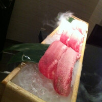 牛牛 西麻布 総本店 - 