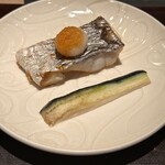 鮨菜 和喜智 - 太刀魚　炙り　茄子の糠漬け