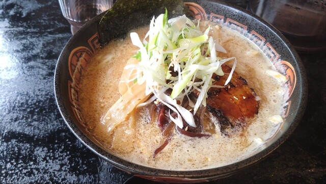 味噌に自信、辛味に自信がありそうですね : 麺や 天嶺の写真