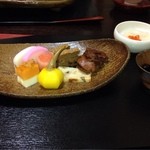 無似舎 - 正月ランチの前菜？