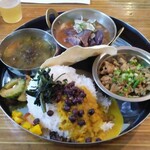 BLOCK HOUSE 水曜カレー - 