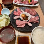 Yakiniku Hikaru - 