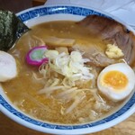 らーめん　池のかえる - 味噌ラーメン850円